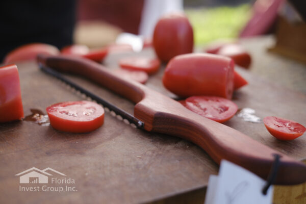 Cape Coral Art Festival Florida Tomatoe Knife in Action